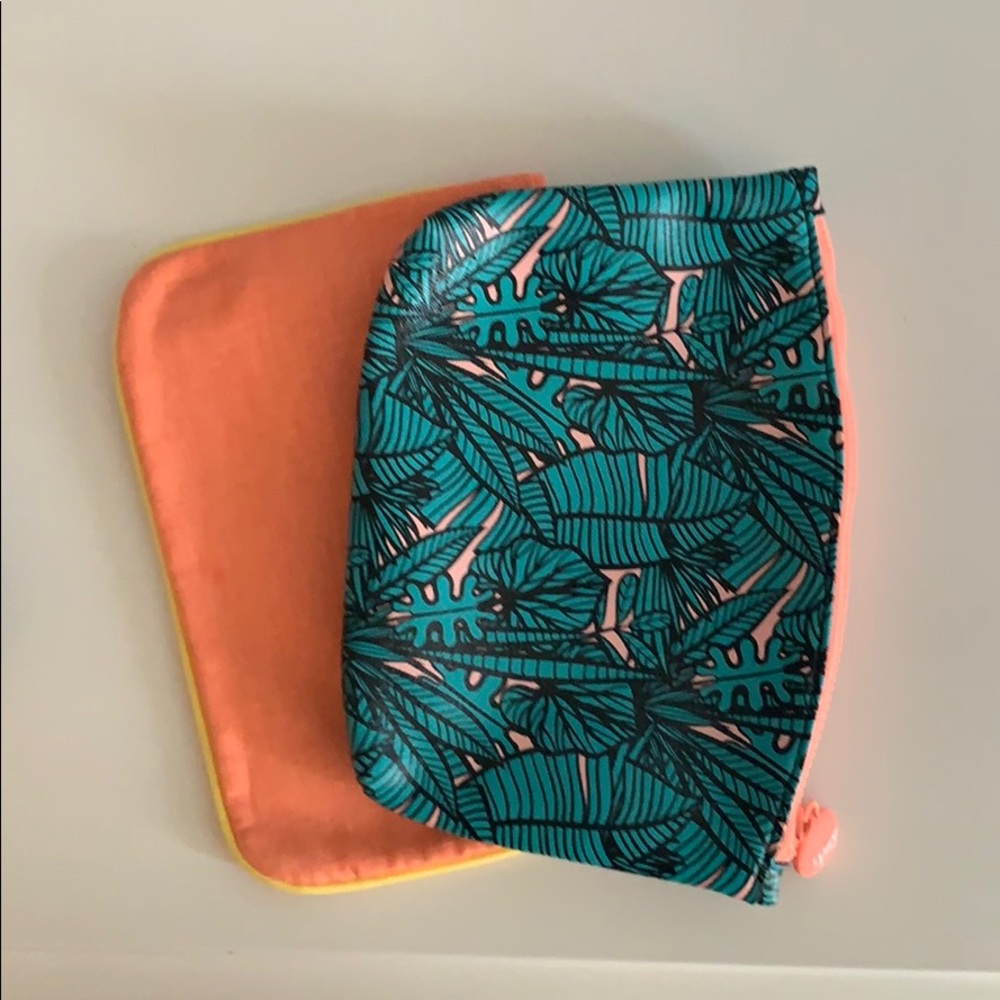 2 summery makeup bags